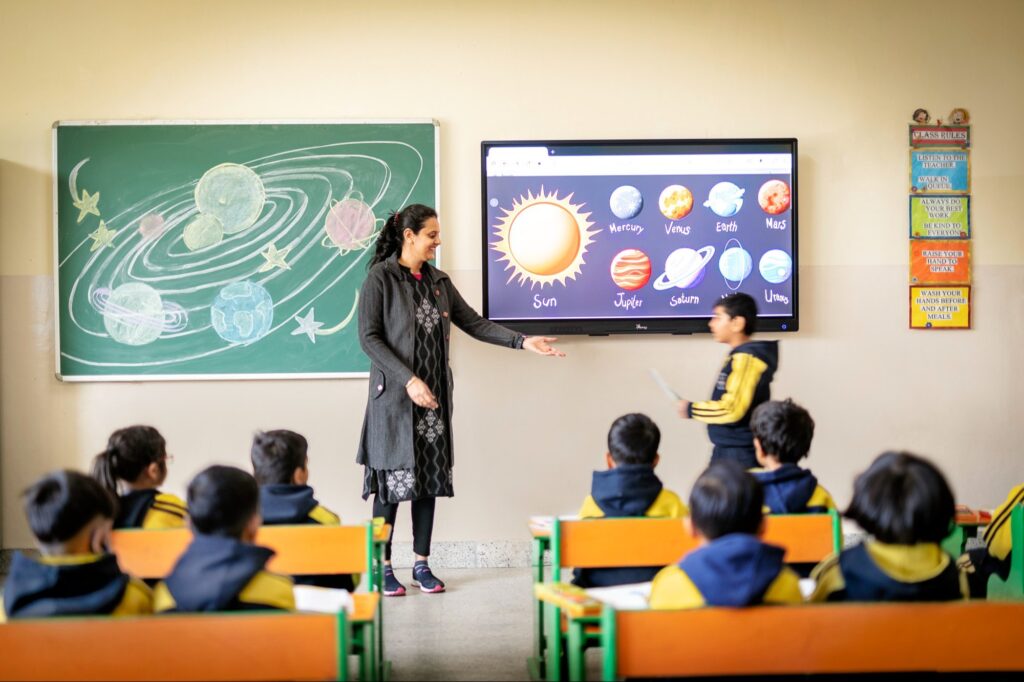 smart classroom vidyamandir